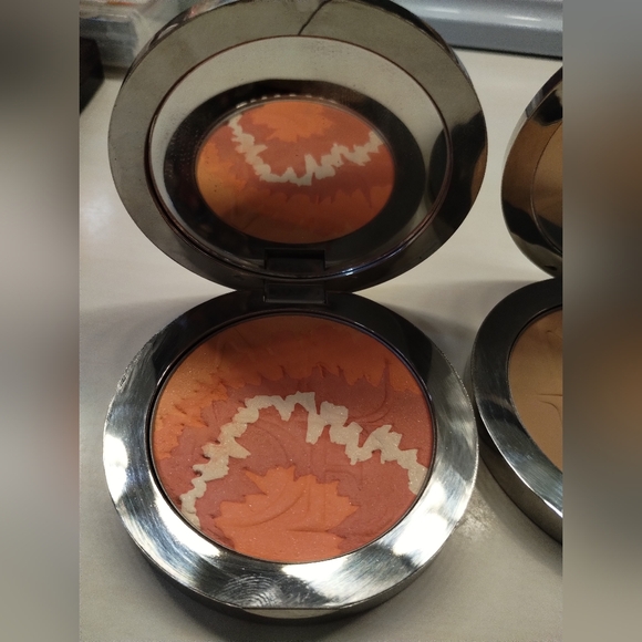 Dior bundle of powder and blush - Picture 8 of 9